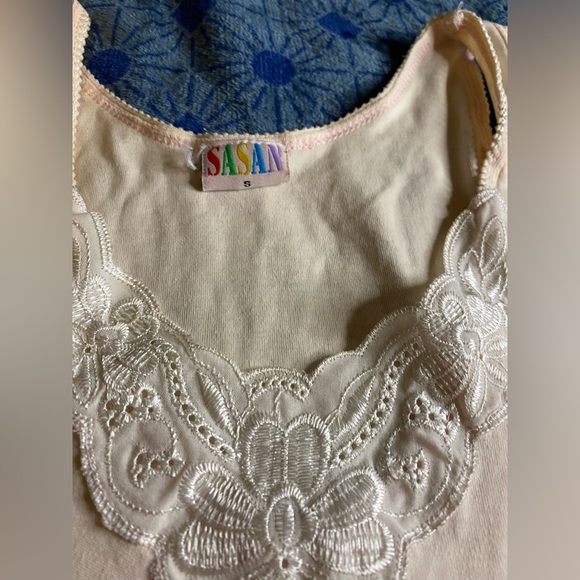 vintage top - Picture 2 of 3